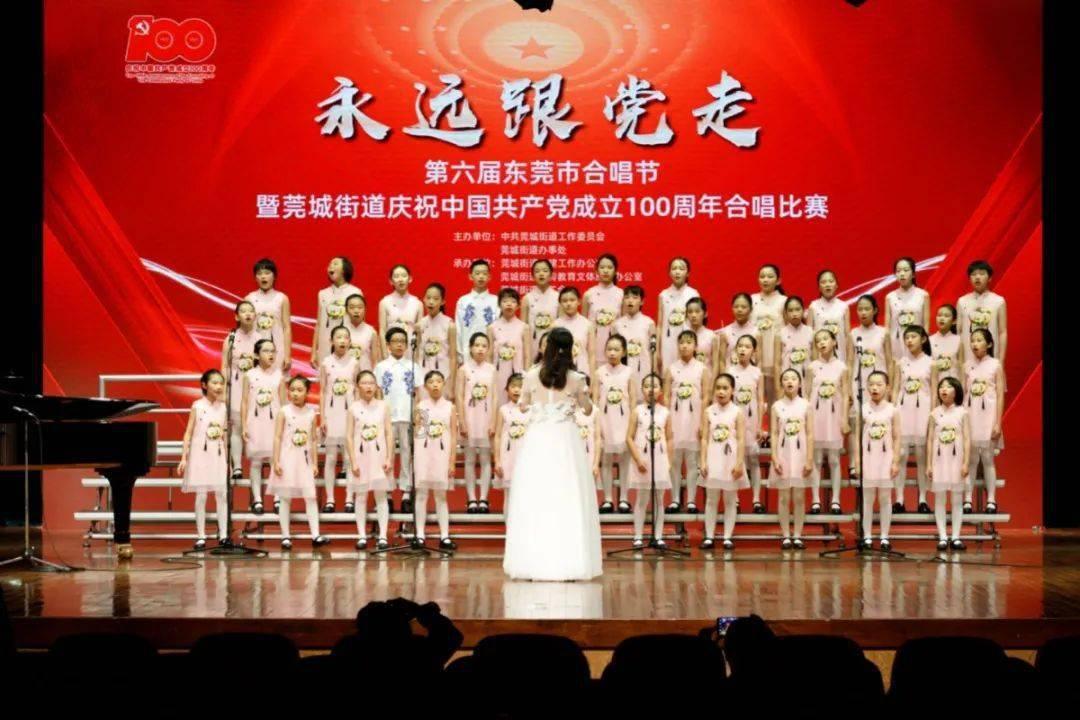 泰迪怀孕几个月生小狗？游戏画面